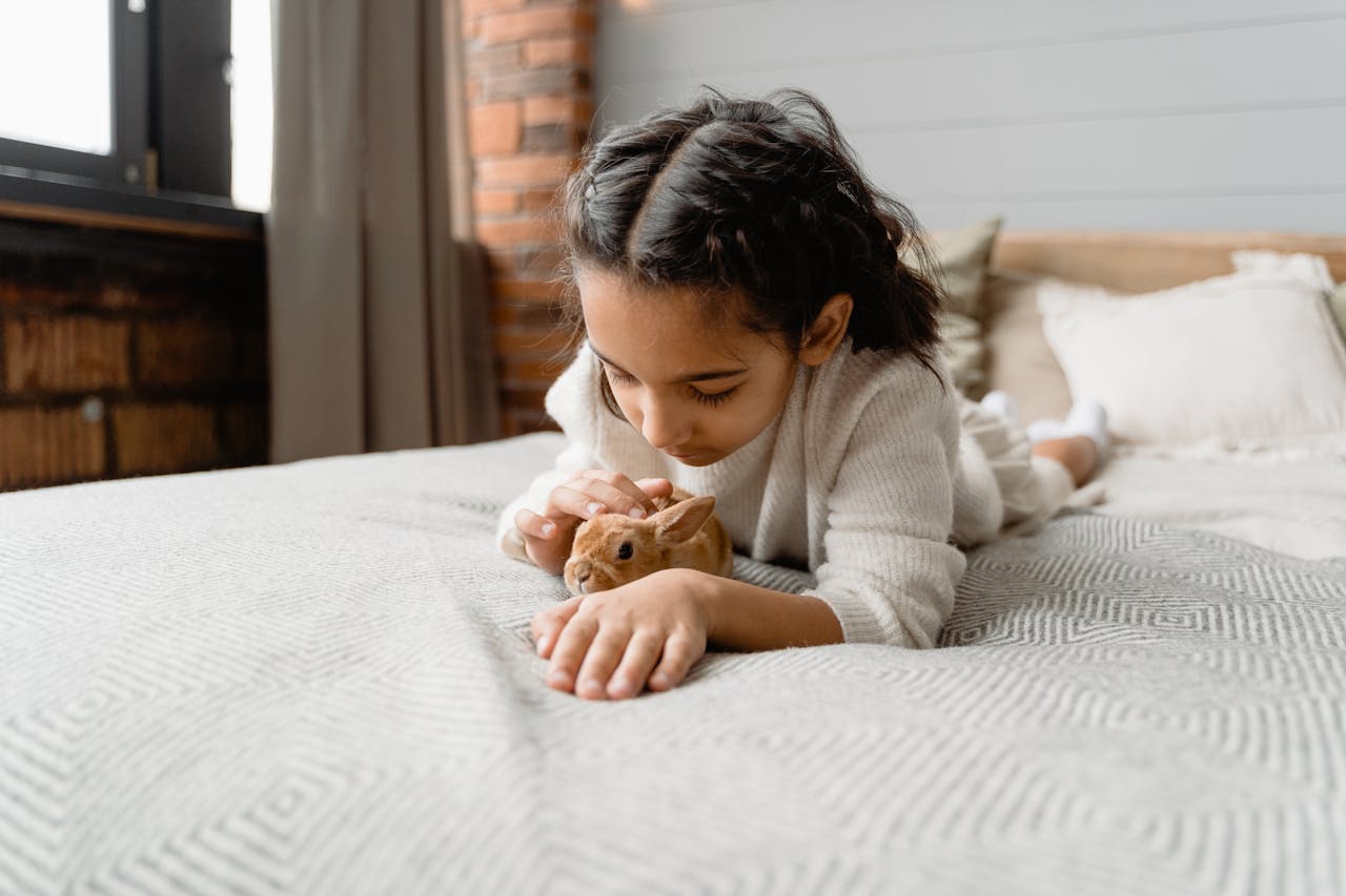 Do Guinea Pigs Get Lonely? Understanding Their Social Nature